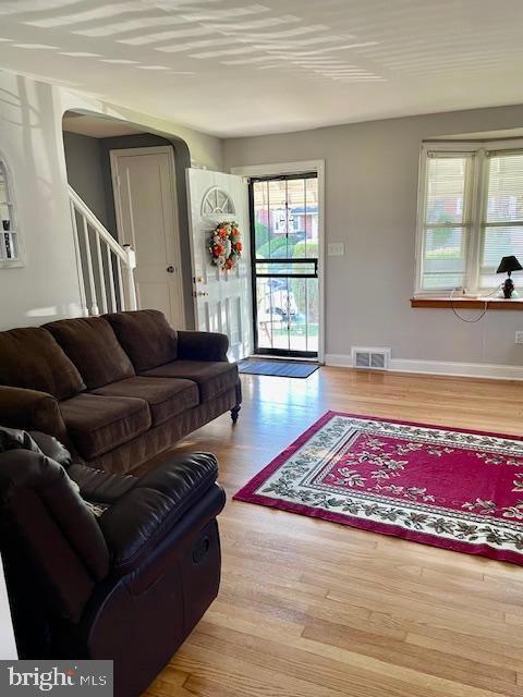 807 Stamford Rd, Baltimore, MD 21229 - photo 4