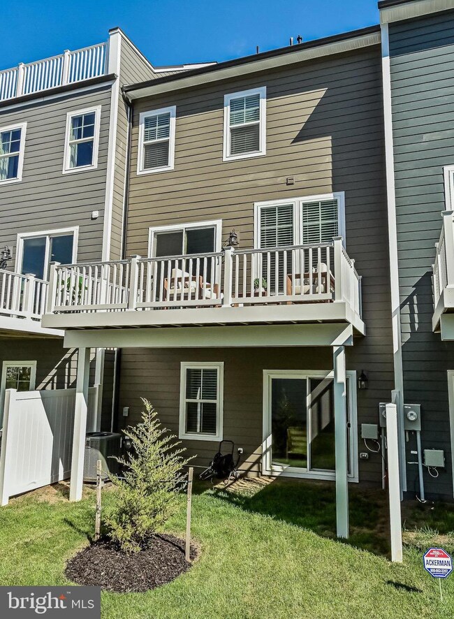 17922 Woods Overlook Dr, Dumfries, VA 22026 - photo 5