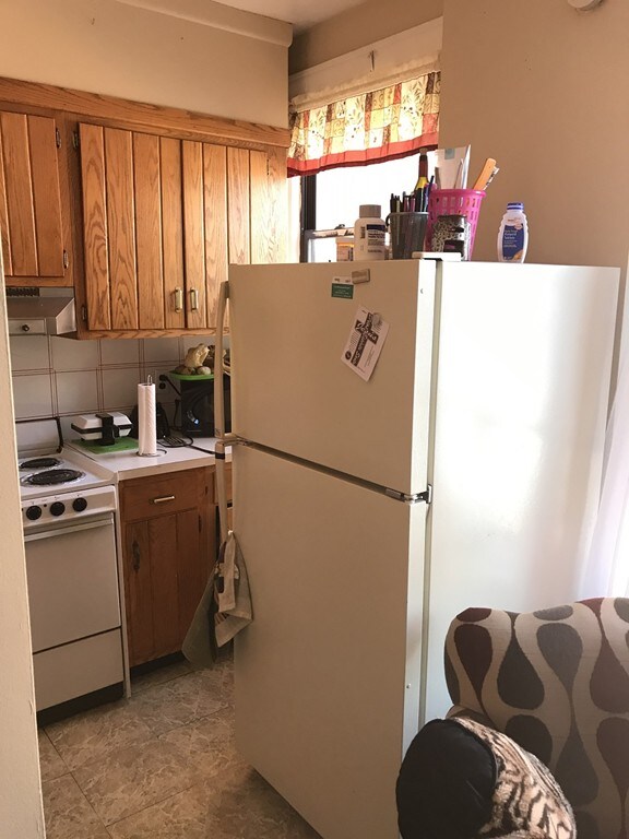 Kimball Towers unit 515, Springfield, MA 01103 - photo 3