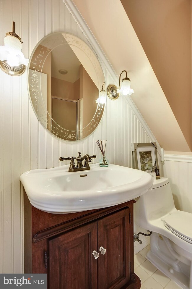 8300 2nd Ave, Vienna, VA 22182 - photo 5