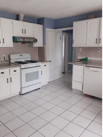 201 Farrington St unit 2, Quincy, MA 02170 - photo 2