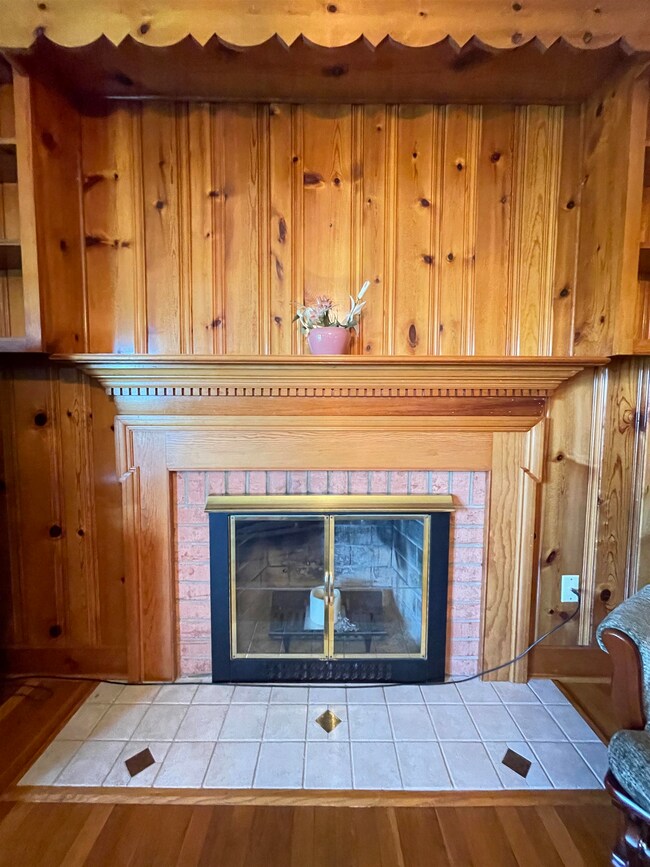 2377 Indian Ridge Rd, Stuarts Draft, VA 24477 - photo 6