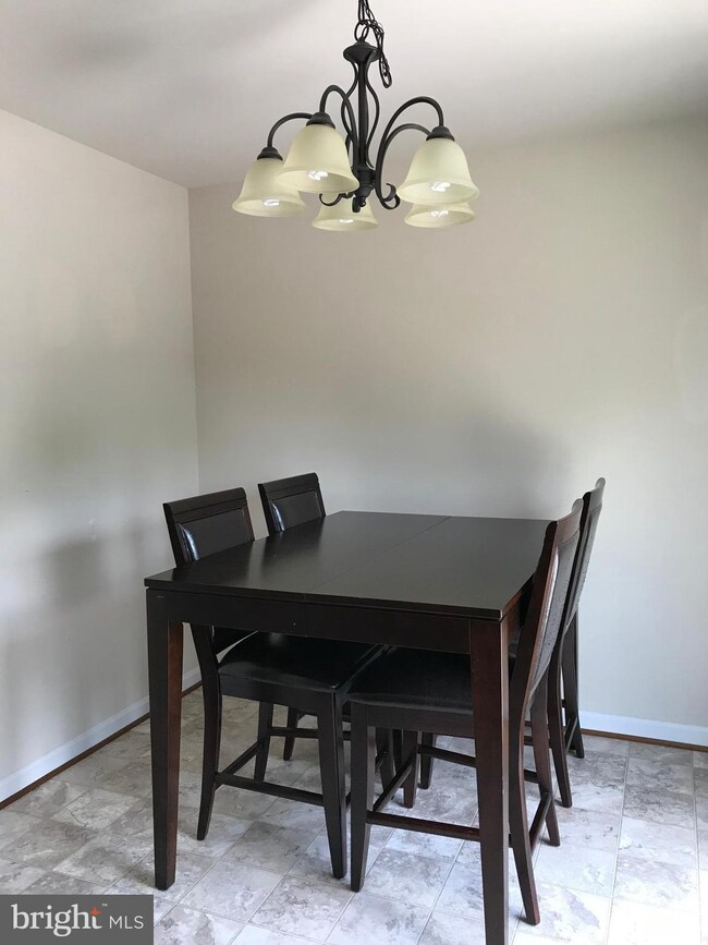 2340 Silver Fox Way, Locust Grove, VA 22508 - photo 5