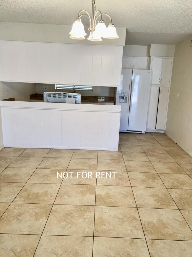 5707 W Monte Vista Rd, Phoenix, AZ 85035 - photo 3