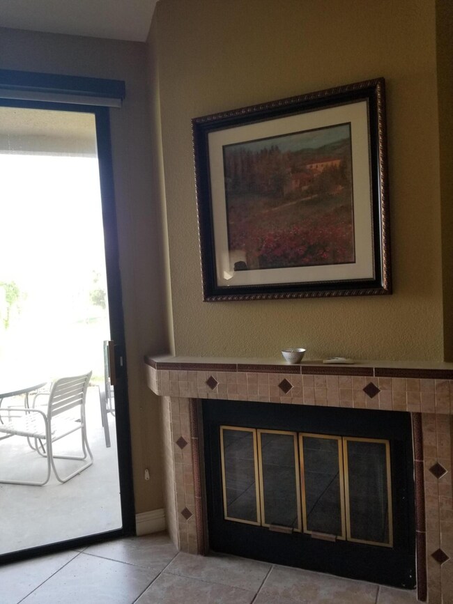 76094HoneysuckleFireplace2