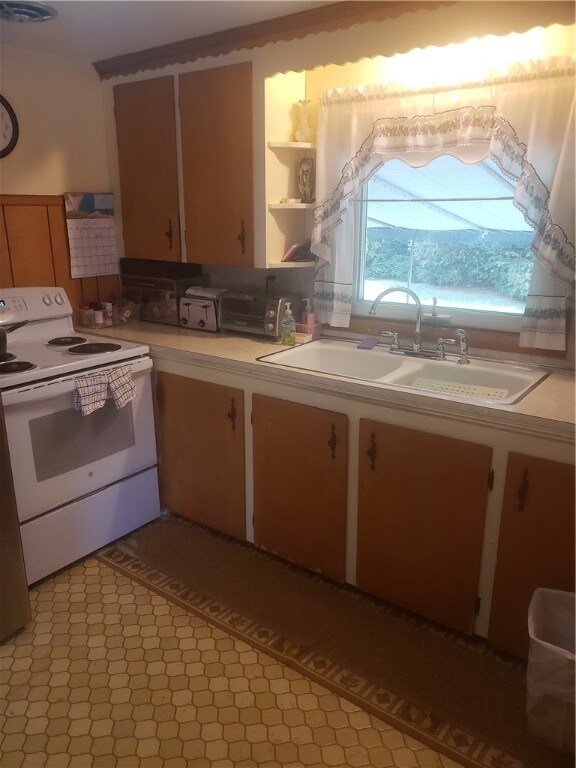 35 Village Cir, Warwick, RI 02888 - photo 7