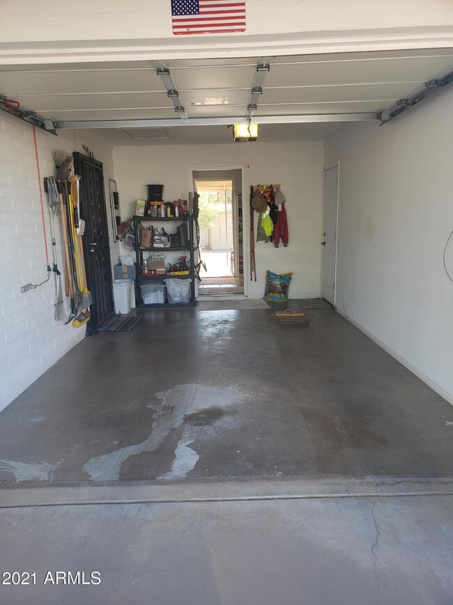 1 car garage