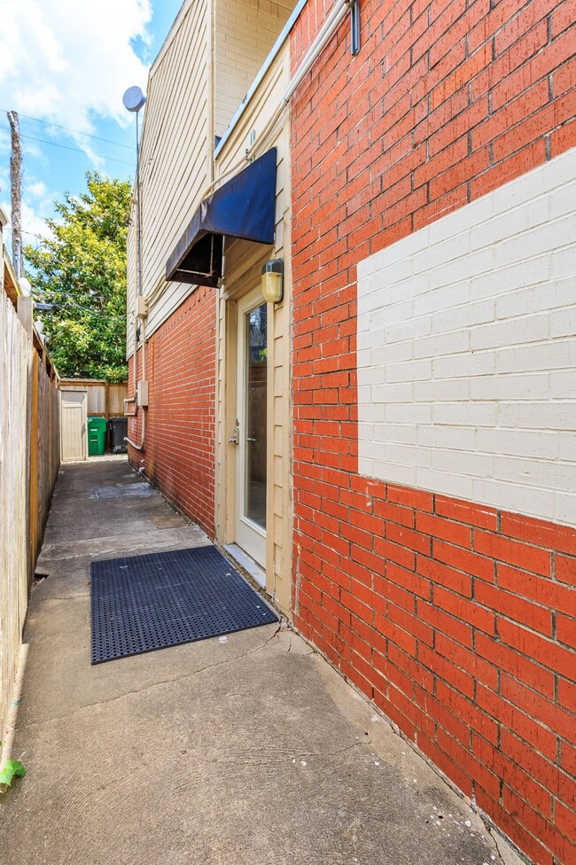 1420 W Alabama St unit A, Houston, TX 77006 - photo 5