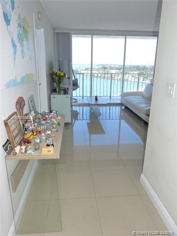 OPEN YOUR DOOR TO THIS WELCOMING POSTCARD VIEWS