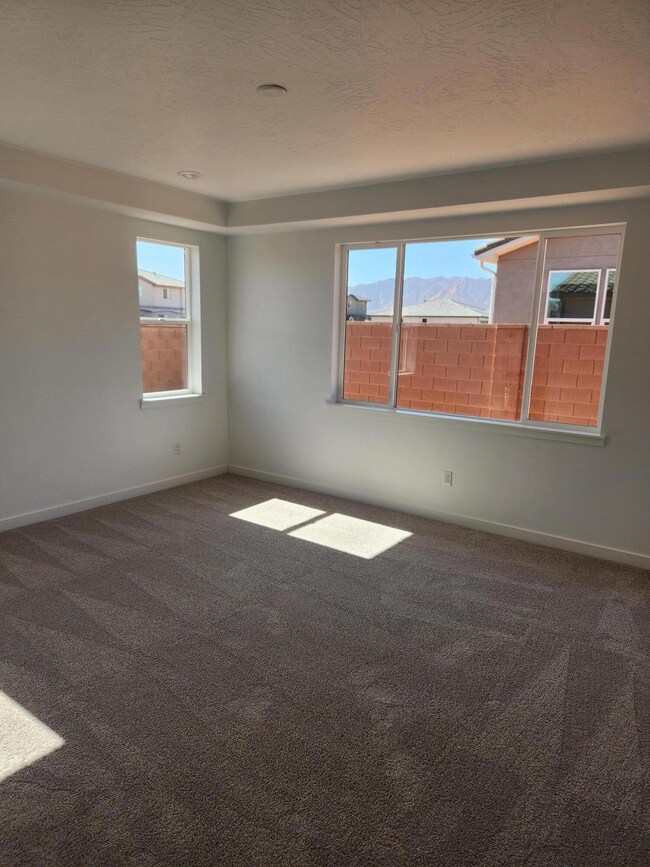 657 S 230 W unit (lot 7), Ivins, UT 84738 - photo 2