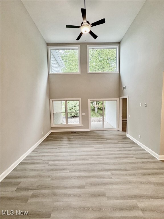 32054 Tuscan Ln unit L-2, Avon Lake, OH 44012 - photo 6