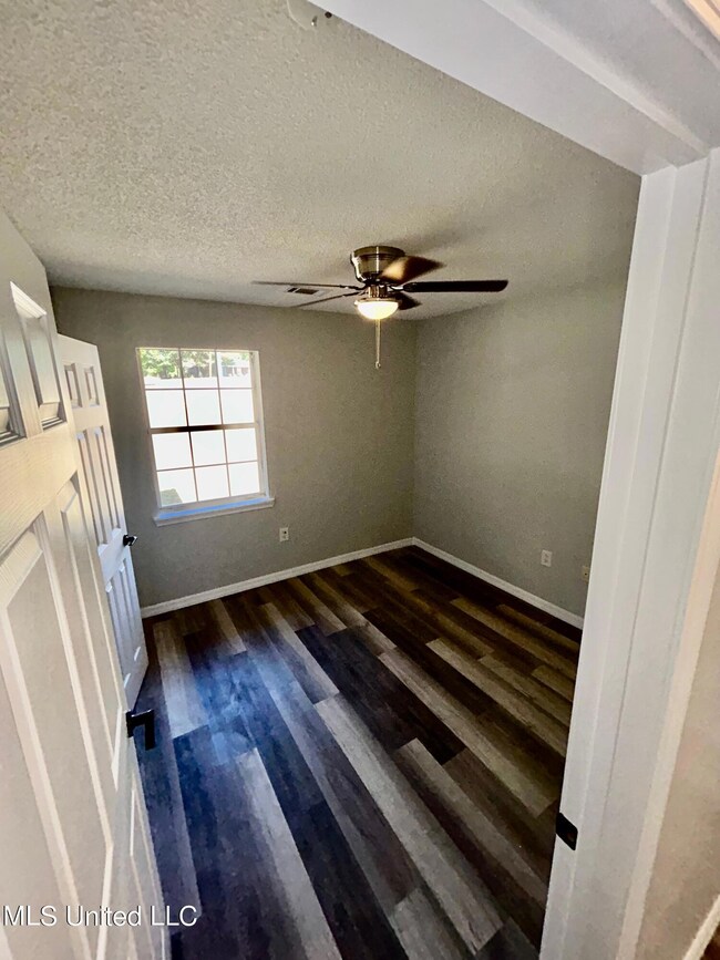 1304 Sampson Rd, Lucedale, MS 39452 - photo 6