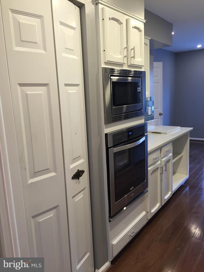 10201 Arizona Cir, Bethesda, MD 20817 - photo 7