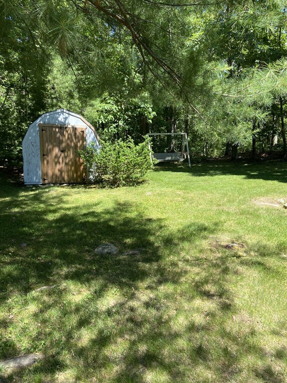 54 Bellingham Rd, Blackstone, MA 01504 - photo 6