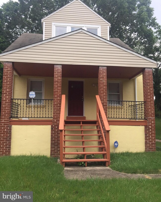 924 Mentor Ave, Capitol Heights, MD 20743 - photo 2