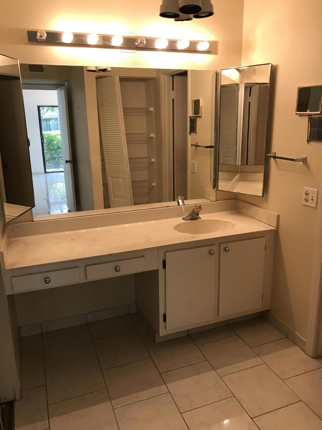 Master dressing area
