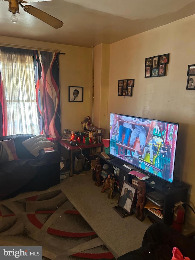 2548 S Millick St, Philadelphia, PA 19142 - photo 4