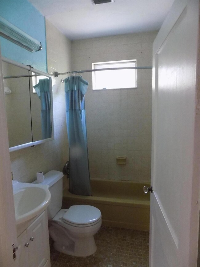 unlisted-address, West Palm Beach, FL 33407 - photo 5