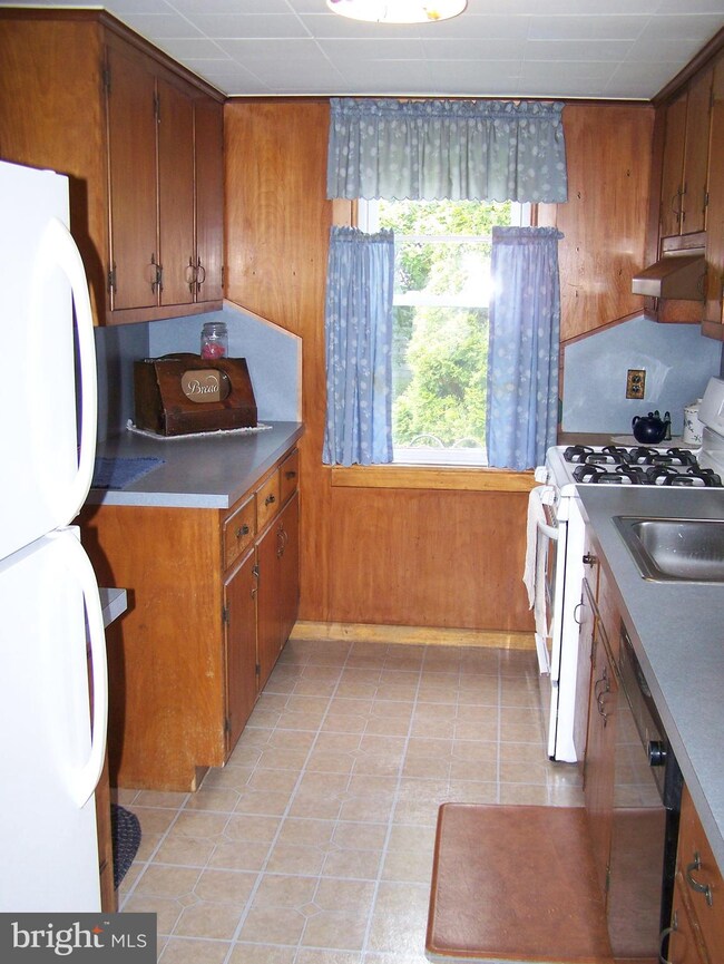 210 Washington Ave, Wilmington, DE 19808 - photo 3