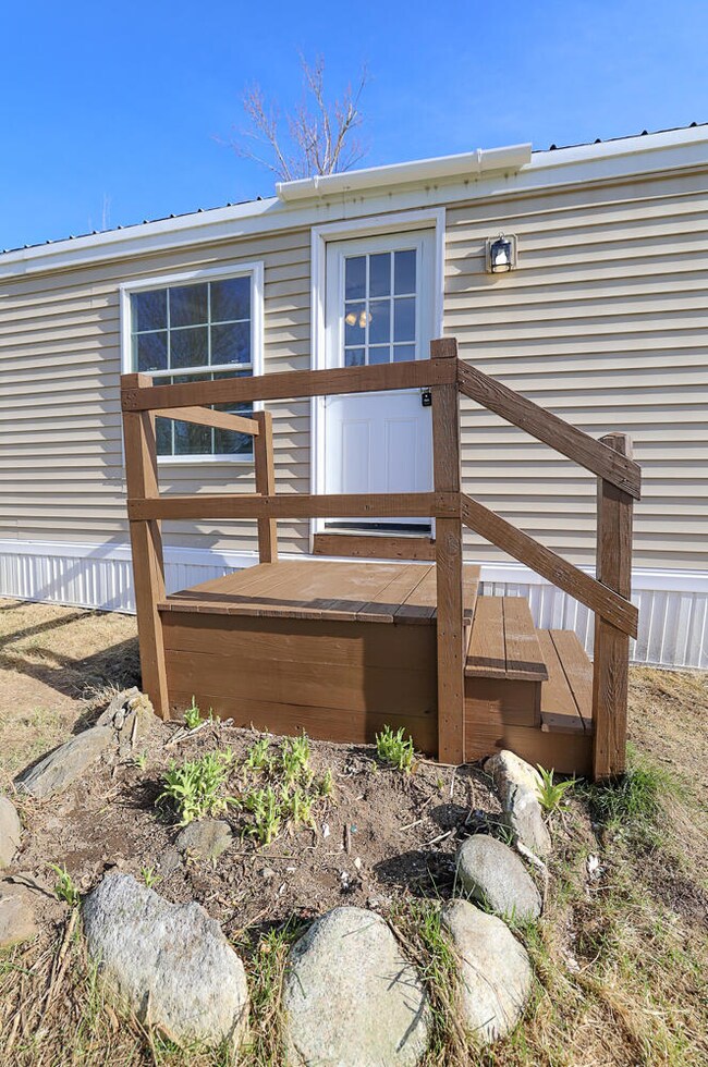 70 Caswell Rd, Windsor, ME 04363 - photo 5