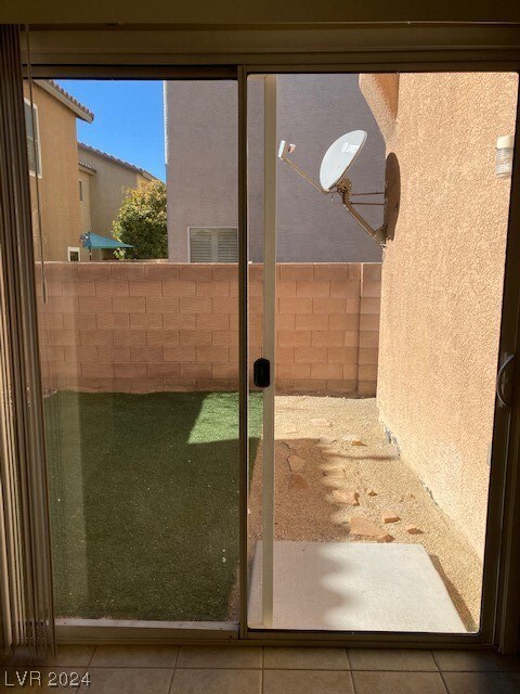 4673 Ametrine Ct, Las Vegas, NV 89139 - photo 7