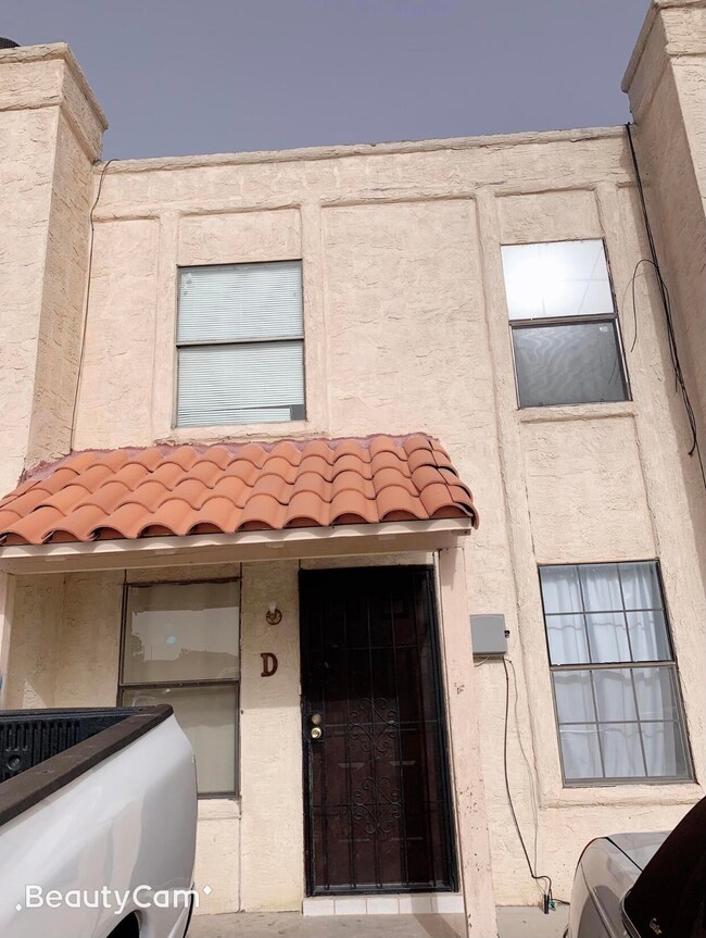 3012 Eads Front View