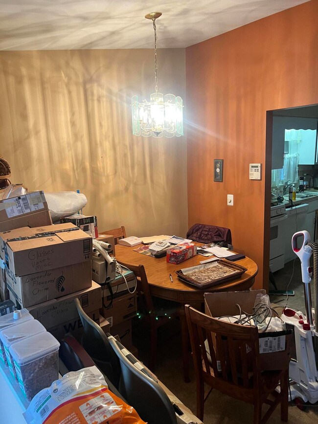 232 Renfrew Ct, Adrian, MI 49221 - photo 6