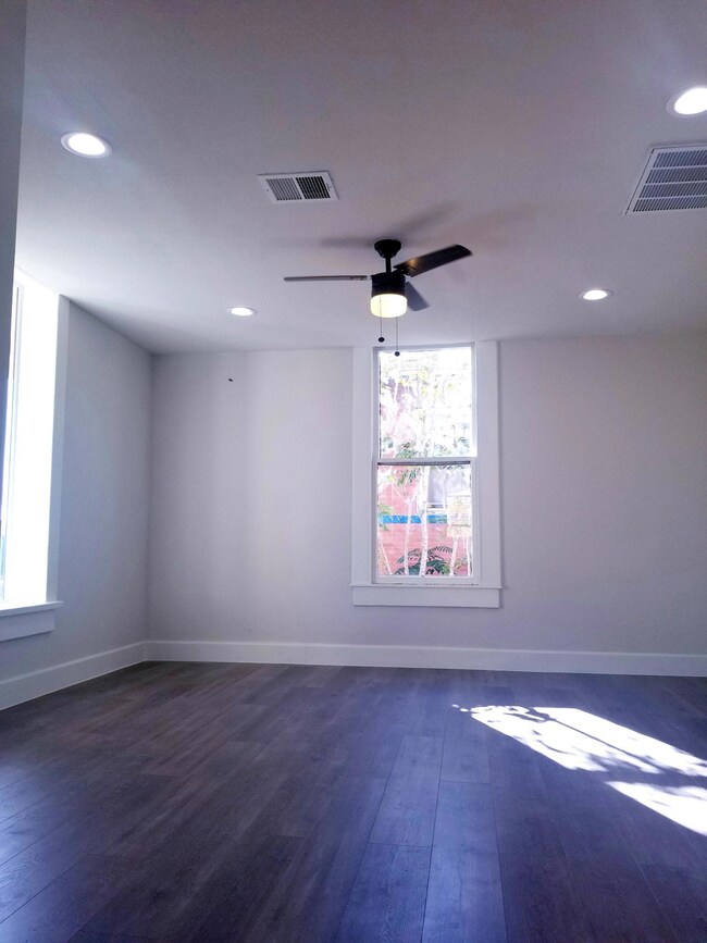 2317 Tremont Ave, El Paso, TX 79930 - photo 2