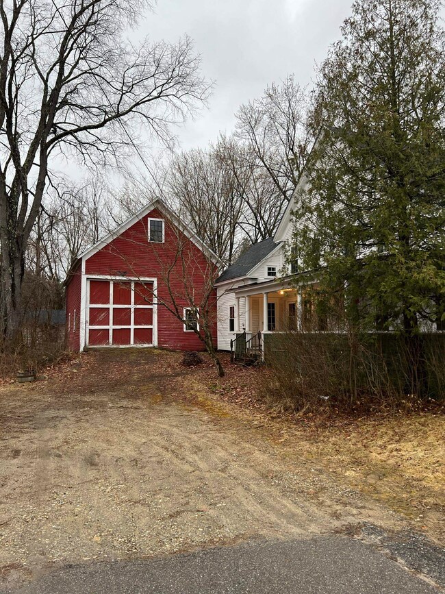 42 Arch St, Keene, NH 03431 - photo 5