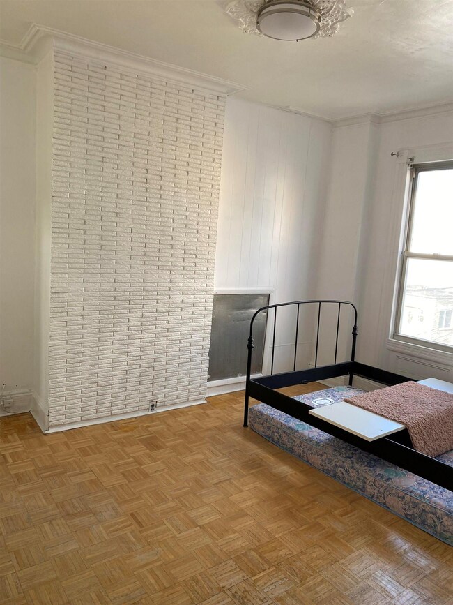 191 Fairview Ave unit 2, Jersey City, NJ 07304 - photo 4