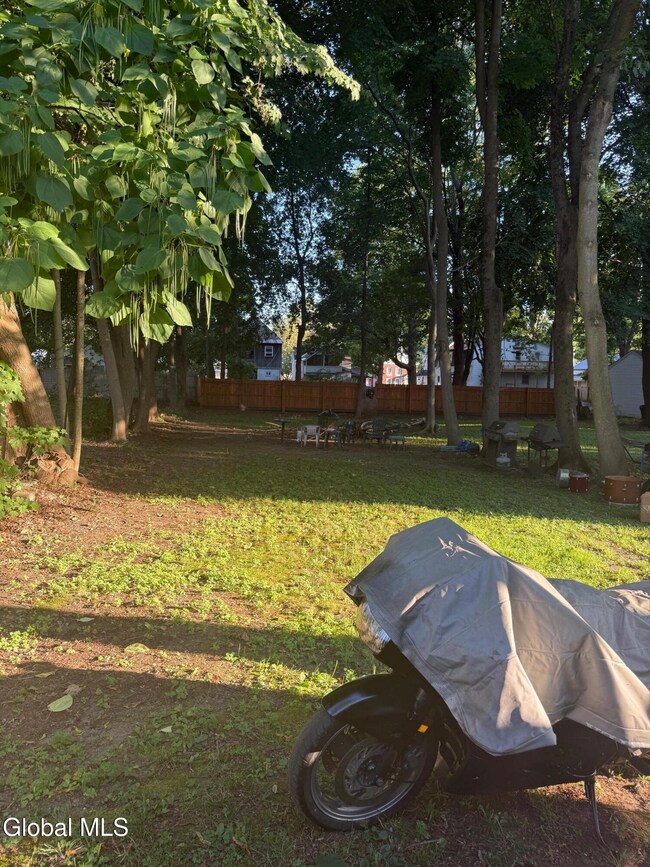 21 William St, Glens Falls, NY 12801 - photo 2