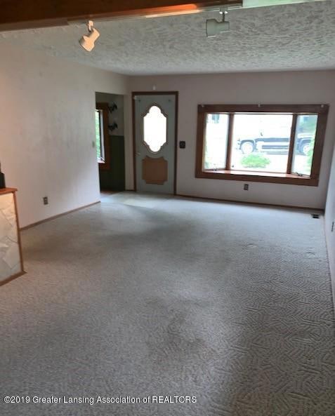 LIVING ROOM1