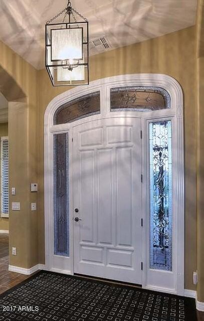 Night-Foyer (2)