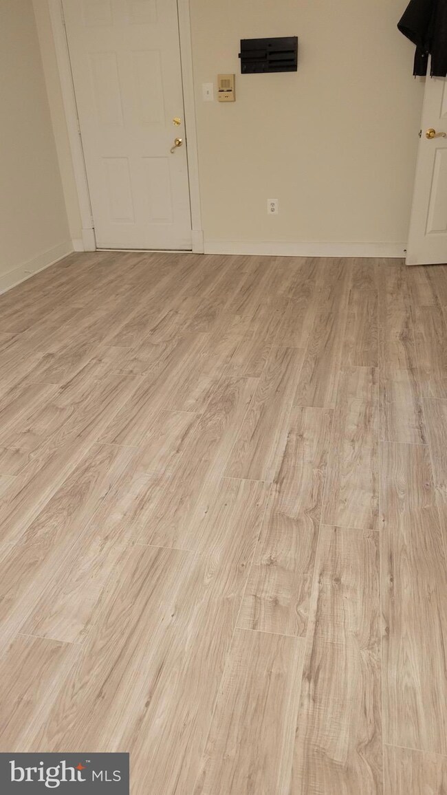 610 Madison St unit 200, Alexandria, VA 22314 - photo 4