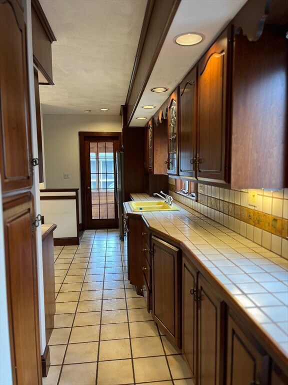 42 School St unit 2, Arlington, MA 02476 - photo 4