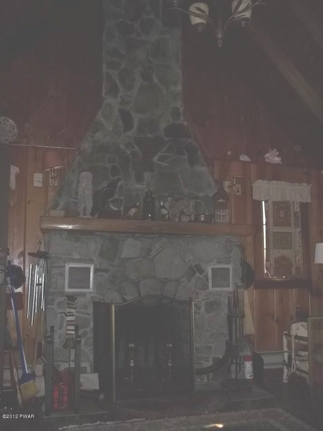 105 Jewel Rd, Dingmans Ferry, PA 18328 - photo 7