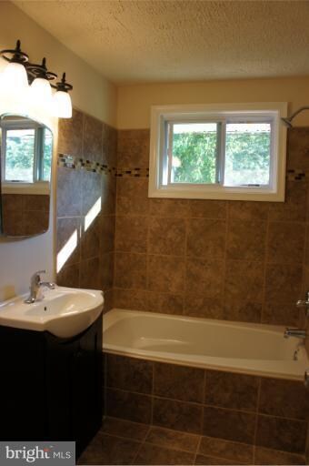 2448 Kent Village Place, Hyattsville, MD 20785 - photo 4