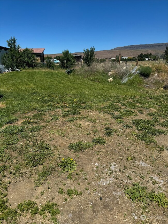 2605 Grant Rd, East Wenatchee, WA 98802 - photo 2