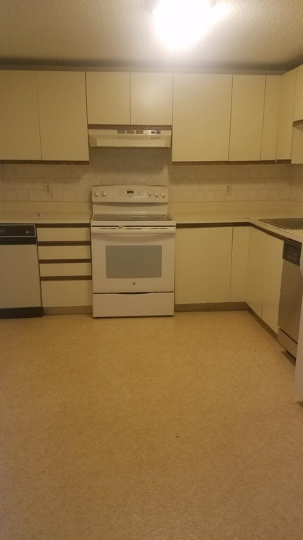 Parkway Plaza West unit 708, Medford, MA 02155 - photo 2