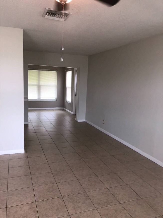 4223 100th Ave, Pinellas Park, FL 33782 - photo 4