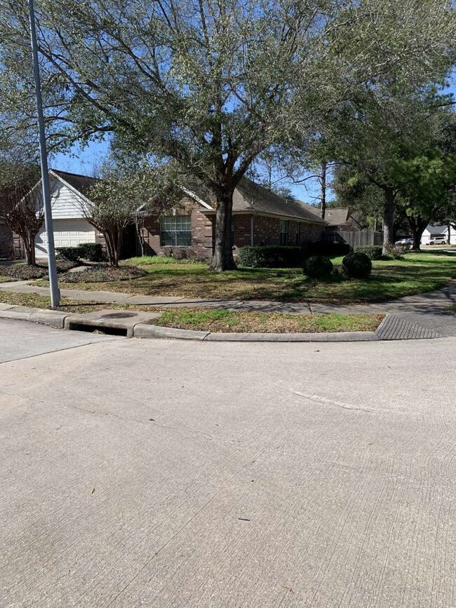 7015 Crescent Square, Houston, TX 77084 - photo 5