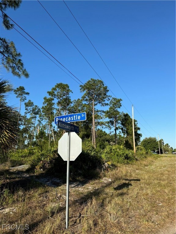 1090 Ainsworth St E, Lehigh Acres, FL 33974 - photo 4