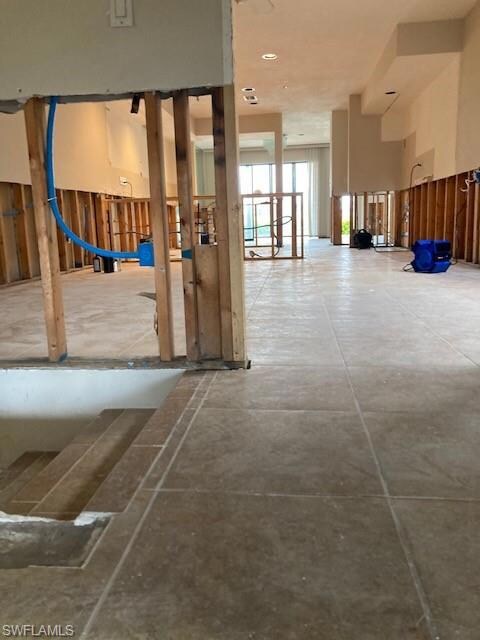 563 Park Shore Dr, Naples, FL 34103 - photo 4