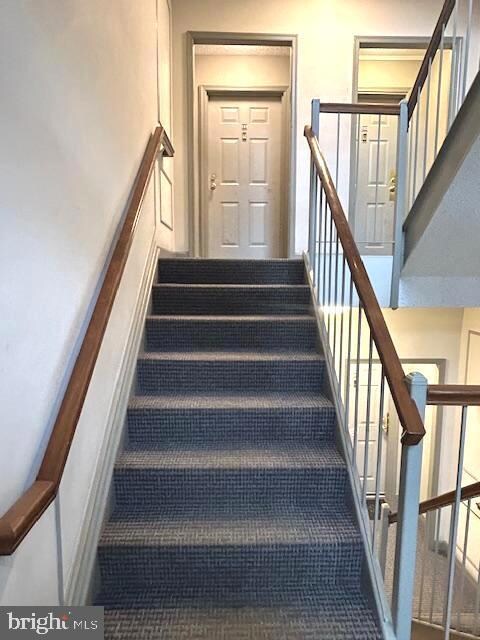 41 Pickering Ct unit 101, Germantown, MD 20874 - photo 3