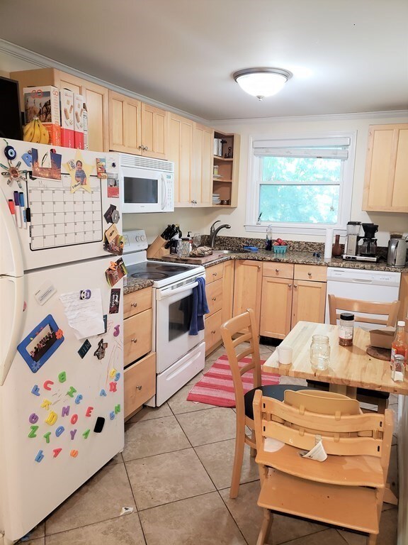 8 Kenwood St unit 4, Cambridge, MA 02139 - photo 6