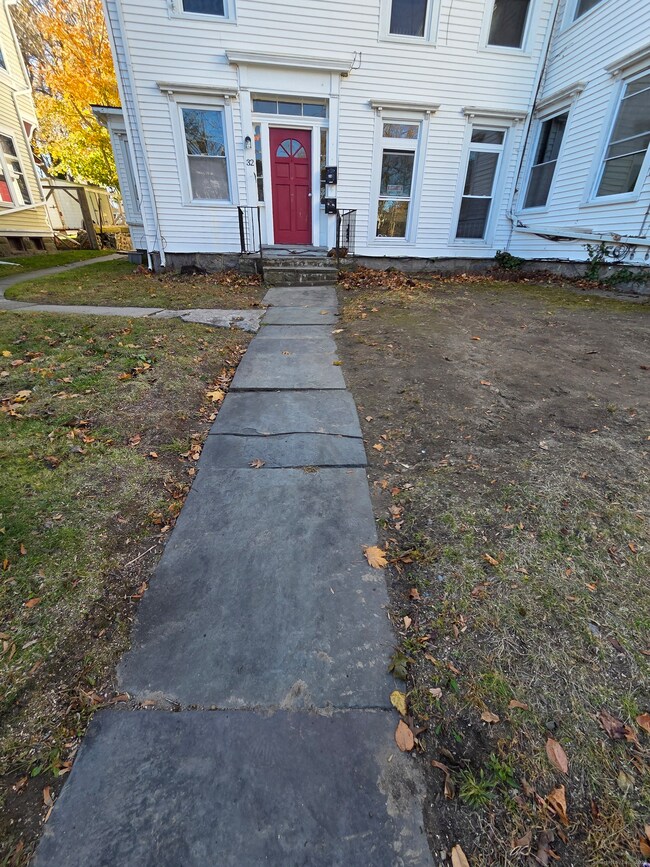32 Channing St unit 1, New London, CT 06320 - photo 2