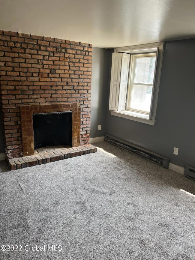 63 Grand St, Albany, NY 12207 - photo 3