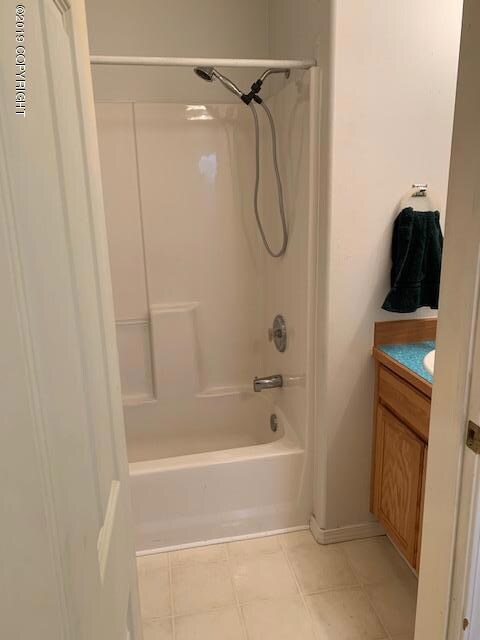 2051 E 36th Ave unit C, Anchorage, AK 99508 - photo 5