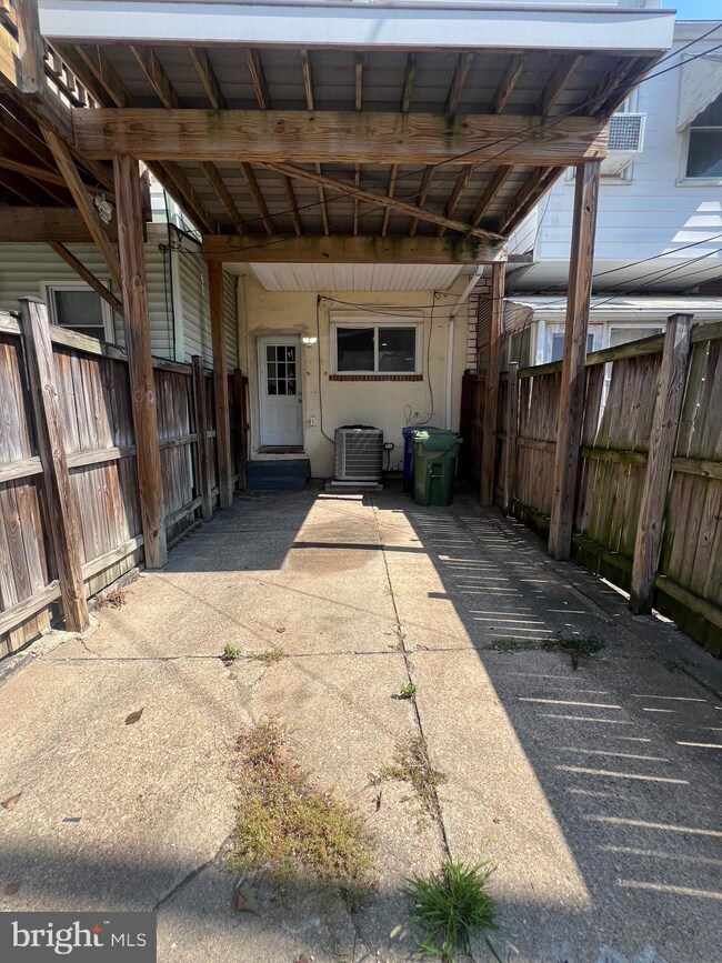 1702 Webster St, Baltimore, MD 21230 - photo 7