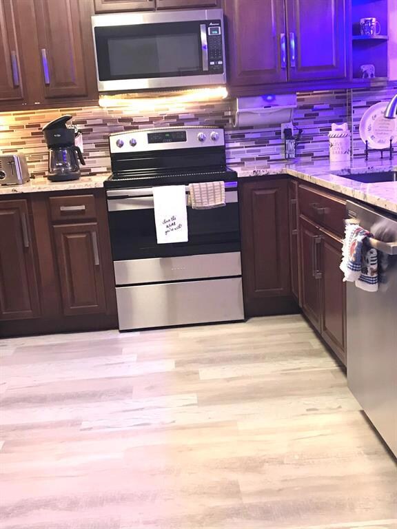 9005 Flynn 7 Cir unit 7, Boca Raton, FL 33496 - photo 6